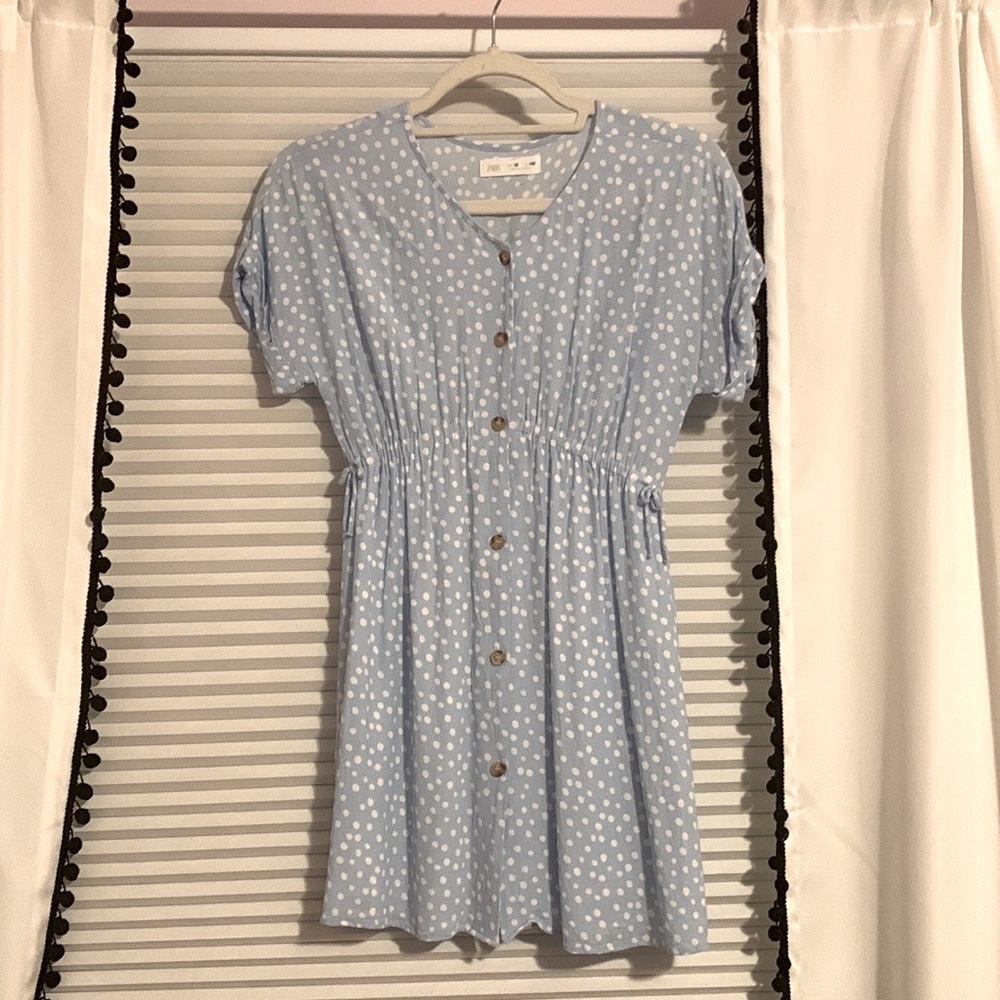 Zara girls dress size 10 blue with white dots. Great condition